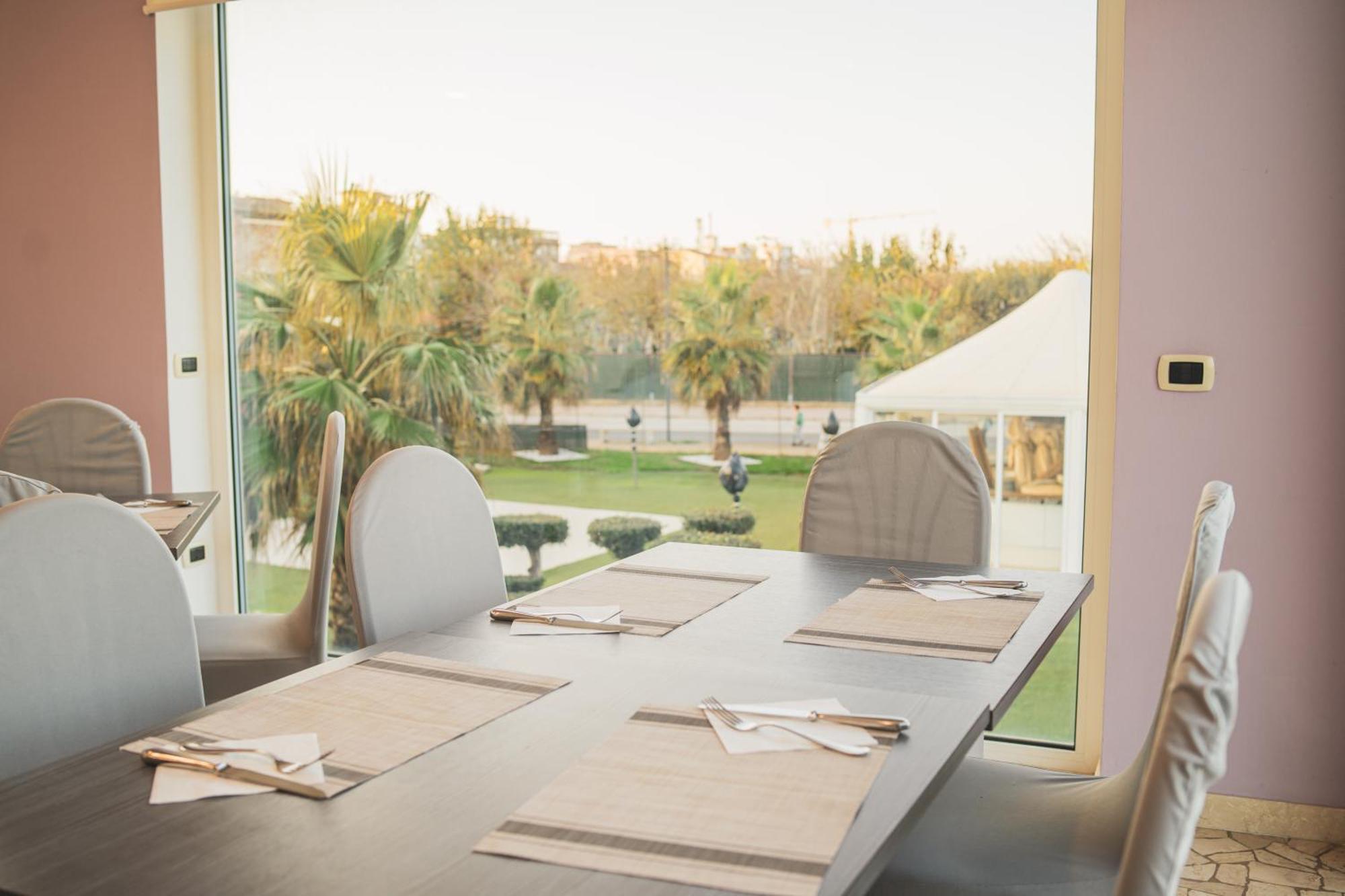 Hotel Park E Mobil Home Sottomarina Bagian luar foto