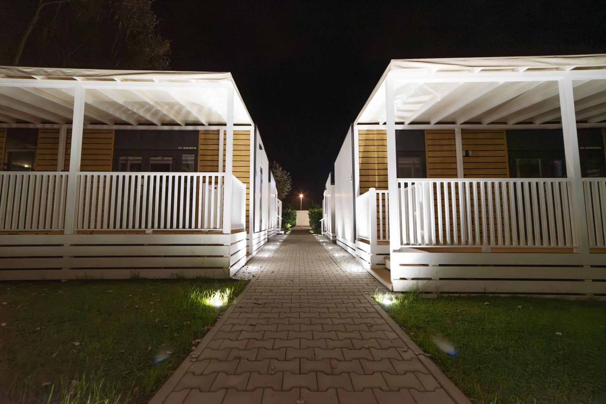 Hotel Park E Mobil Home Sottomarina Bagian luar foto