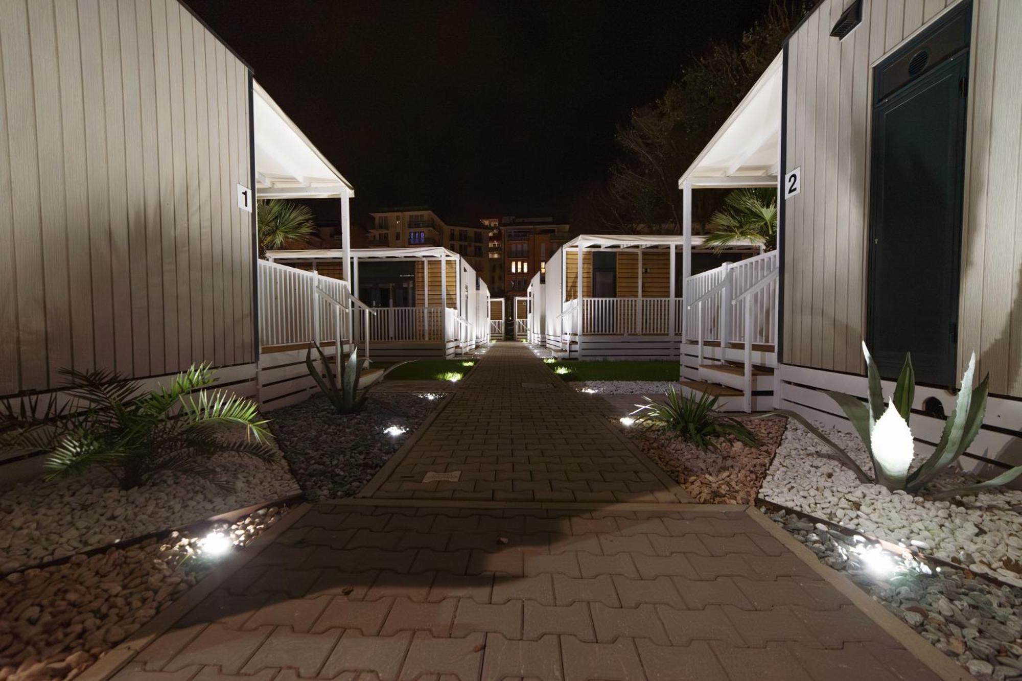 Hotel Park E Mobil Home Sottomarina Bagian luar foto